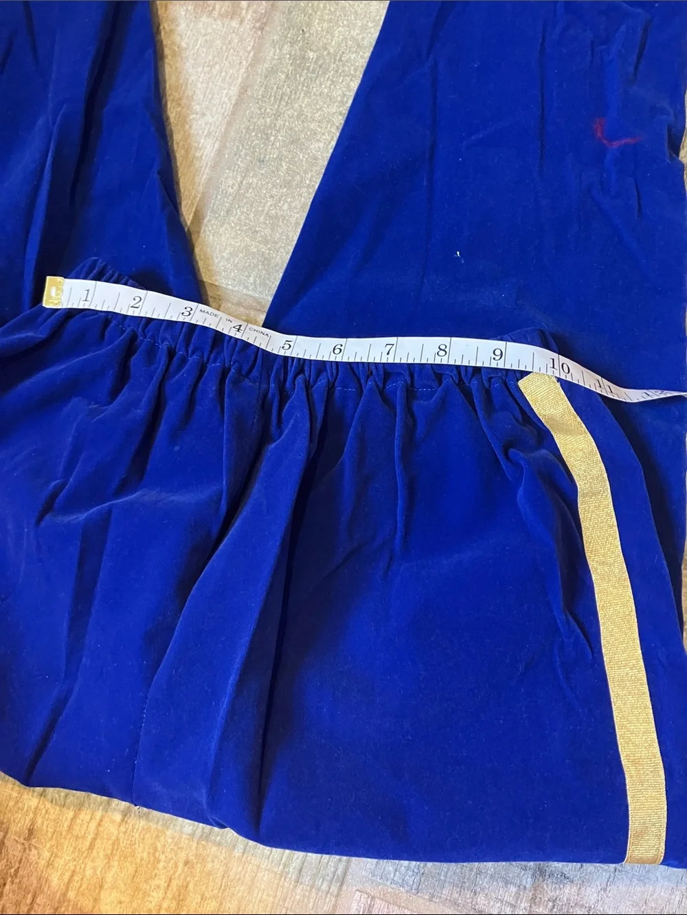 DRUM MAJOR /MILITARY CAPITAN VELVET BRASS BUTTON COSTUME .